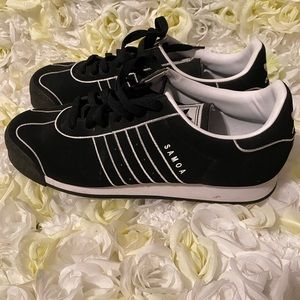 Adidas Samoa shoes size 9.5